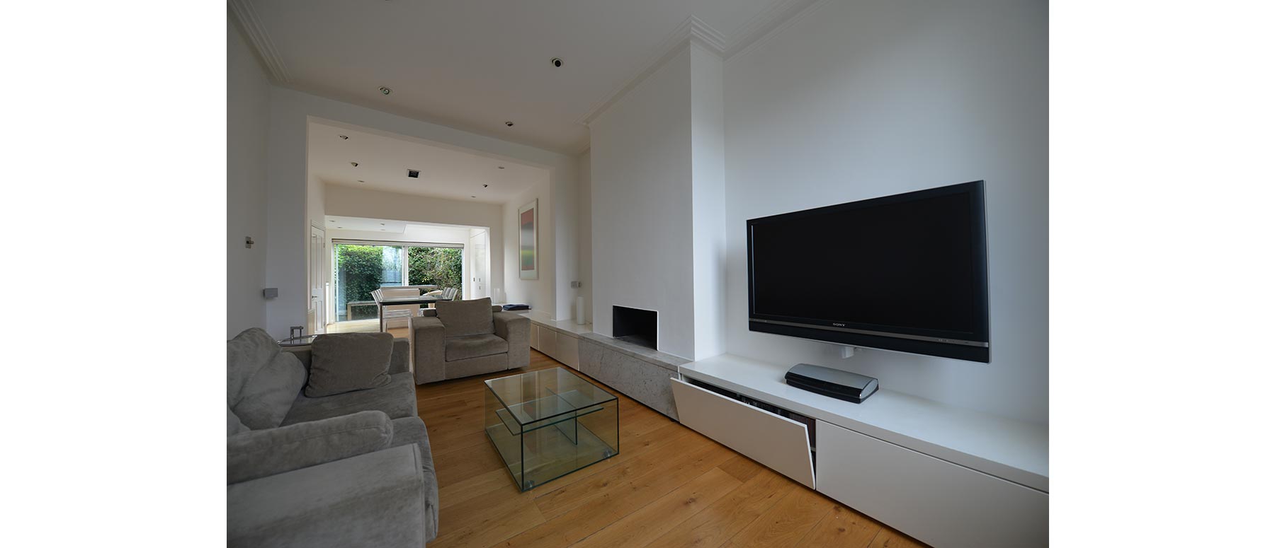 House 075: terraced house interior, Manchester