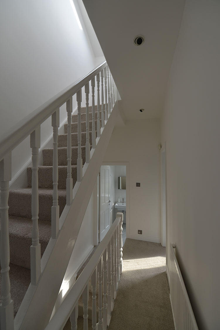 house175-22 House 075: terraced house interior, Manchester