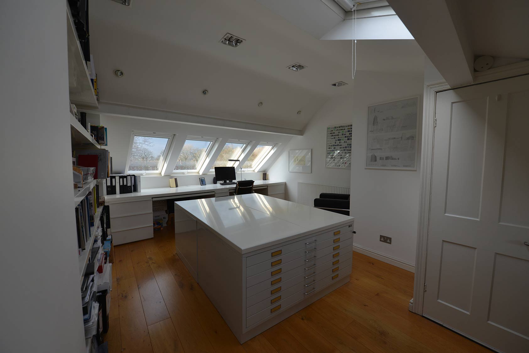 house175-23 House 075: terraced house interior, Manchester