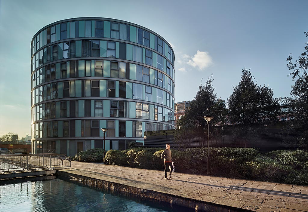 Award-winning project by Andrew Wallace Architects