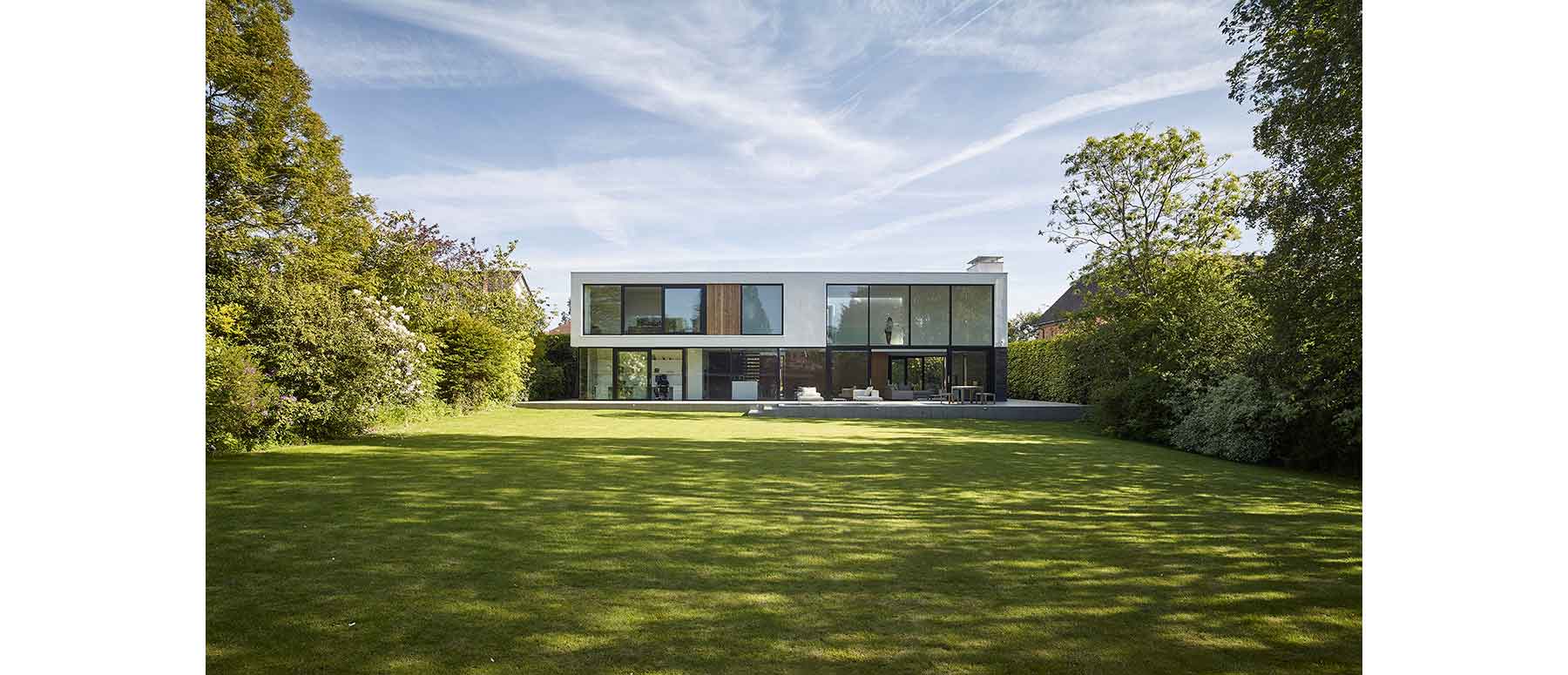 House 134: contemporary family home interior