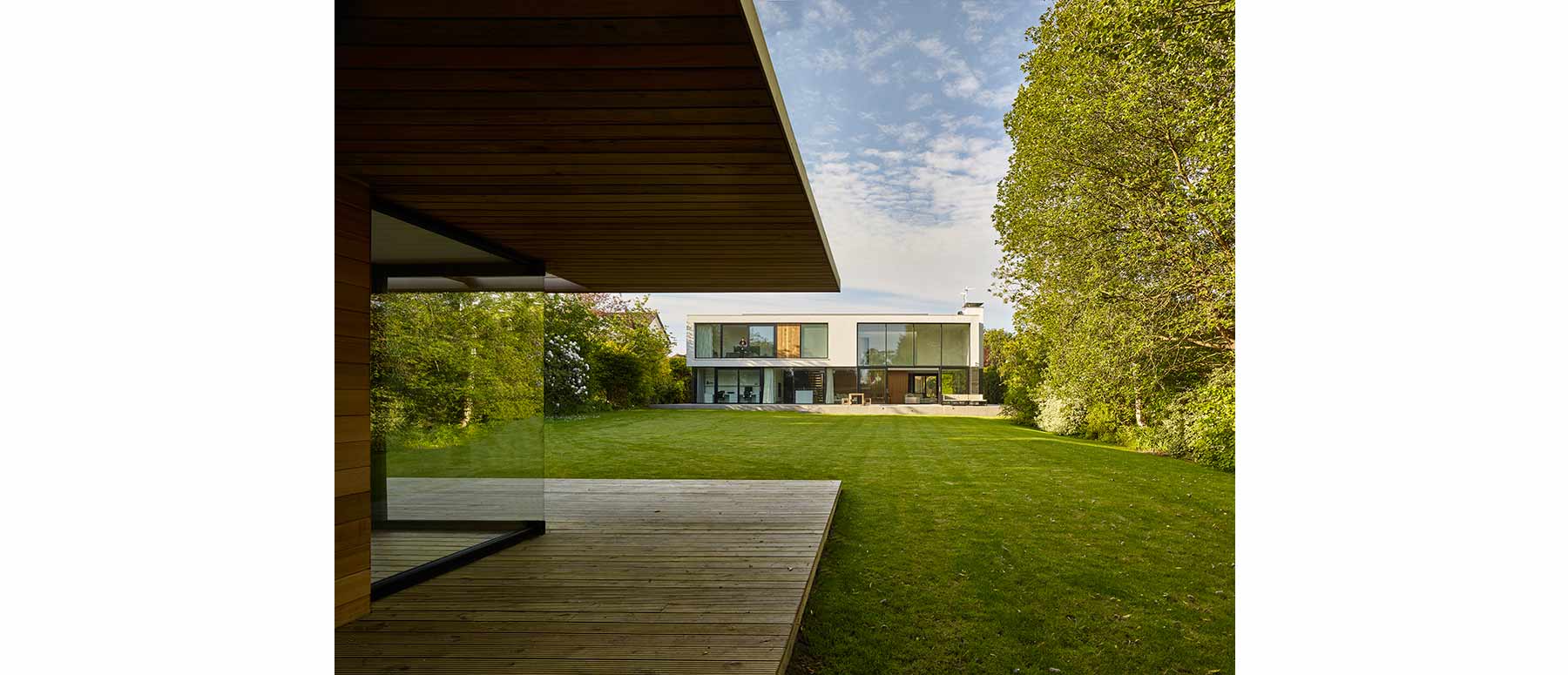 House 134: contemporary family home interior