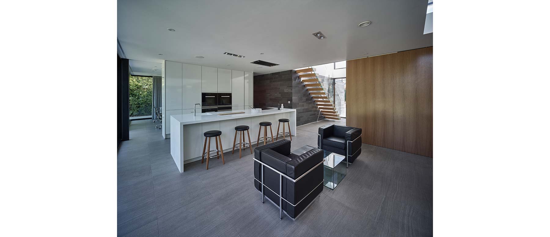 House 134: contemporary family home interior